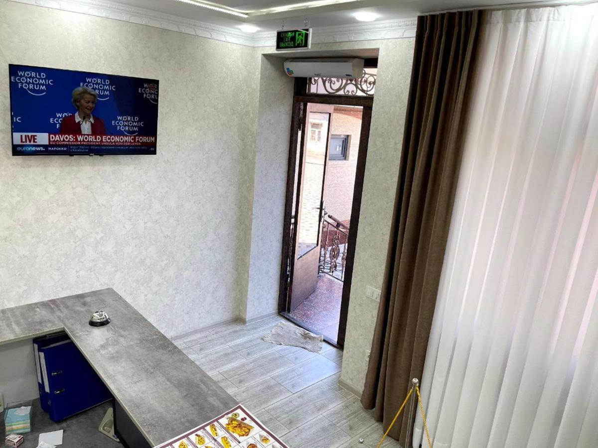 Barhat Hotel Tachkent Extérieur photo